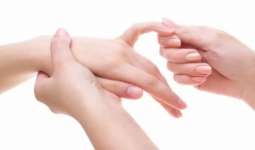 آرتریت انگشتان دست را چگونه درمان کنیم؟